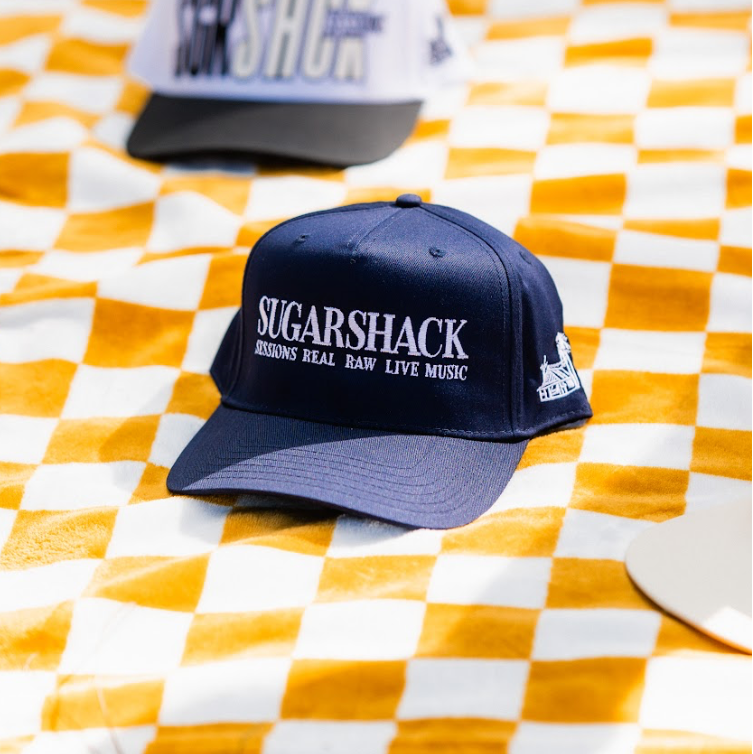 Serif Snapback
