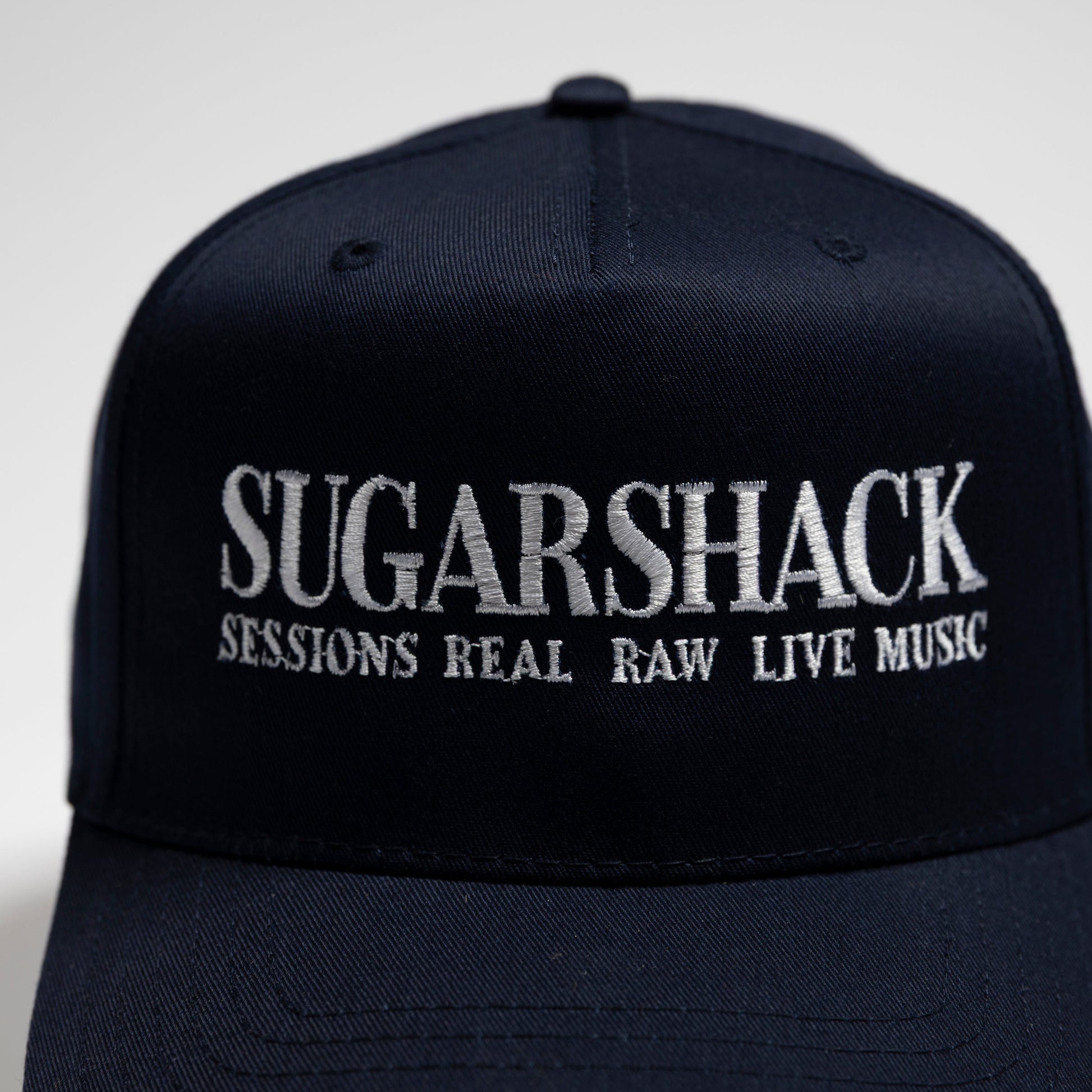 Serif Snapback
